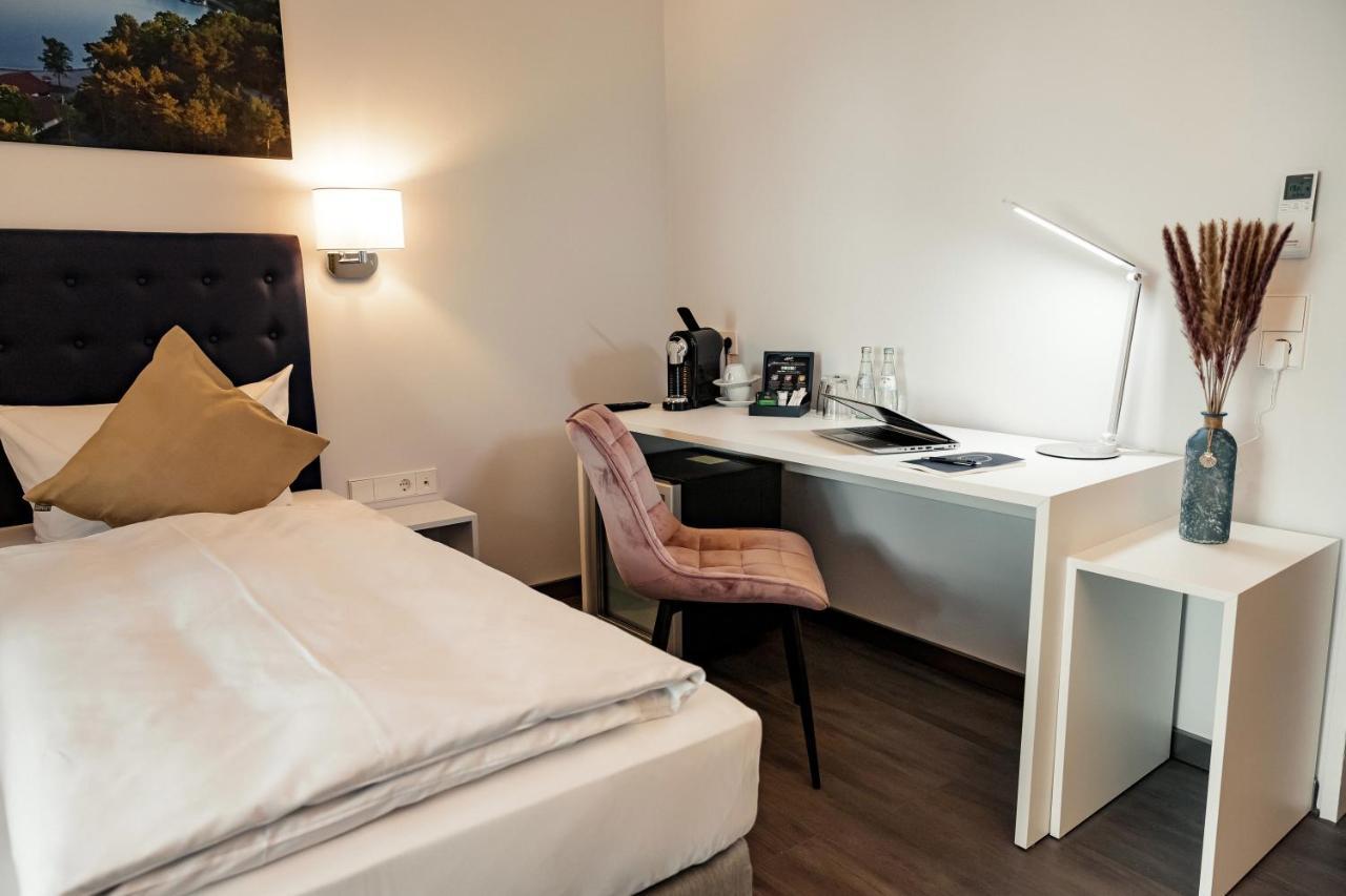Seehotel Am Tankumsee イゼンビュッテル エクステリア 写真