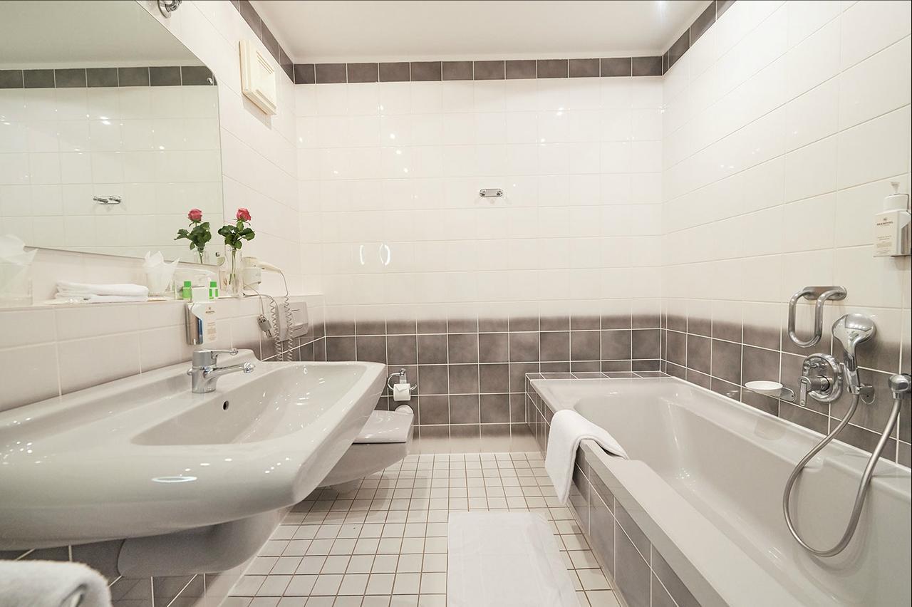 Seehotel Am Tankumsee イゼンビュッテル エクステリア 写真