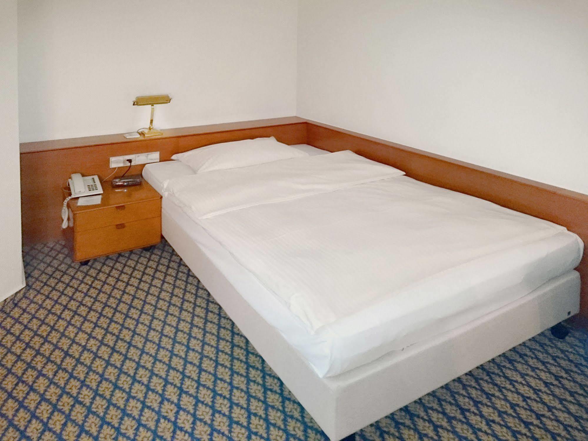 Seehotel Am Tankumsee イゼンビュッテル エクステリア 写真